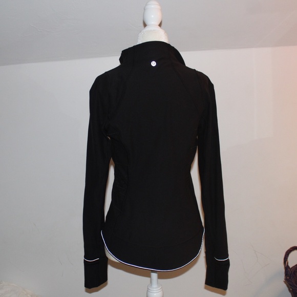 lululemon zipup - Picture 5 of 7